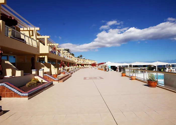 מלון דירות Atlantic Club