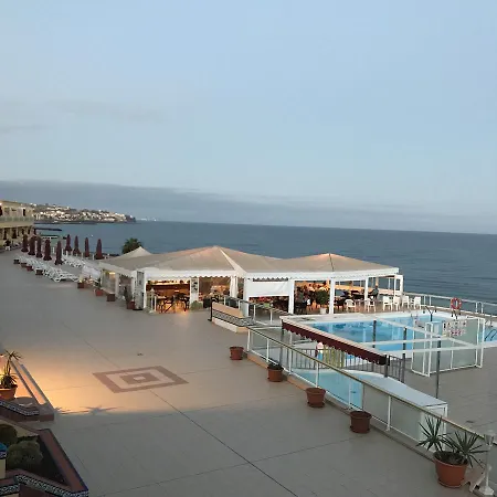 Atlantic Club 4* بلايا ديل إنغلز