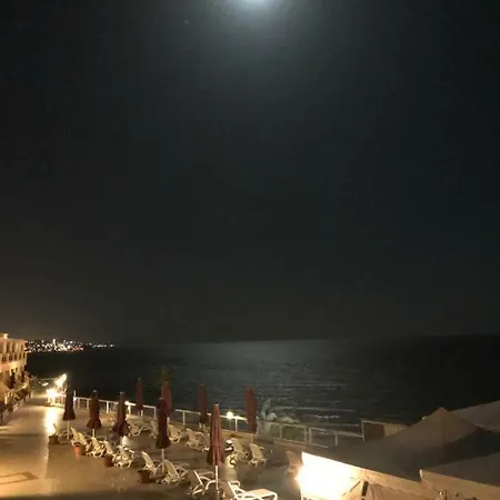 شقة فندقية Atlantic Club 4*