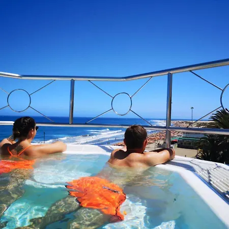Atlantic Club アパートホテル 4*